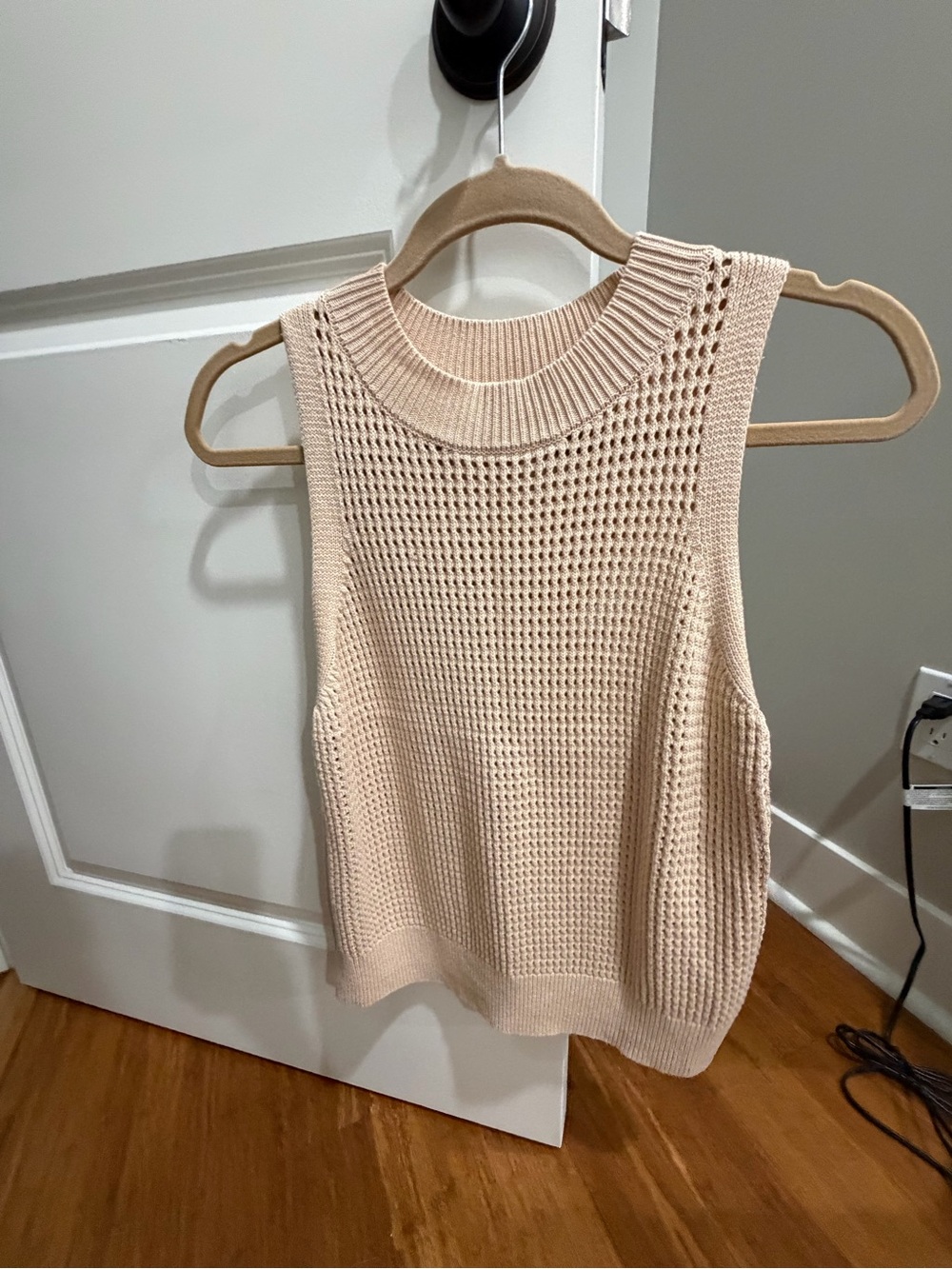 Sleeveless Knit Tank Top in Light Beige